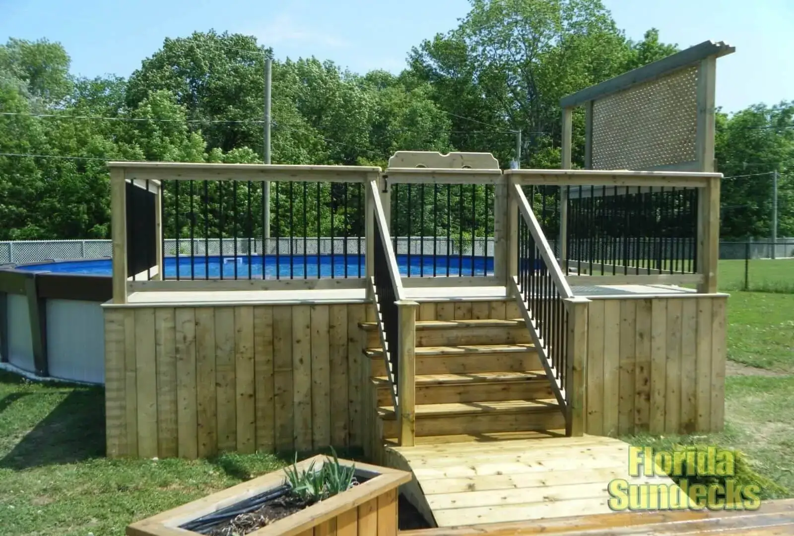 Deck in Vaudreuil