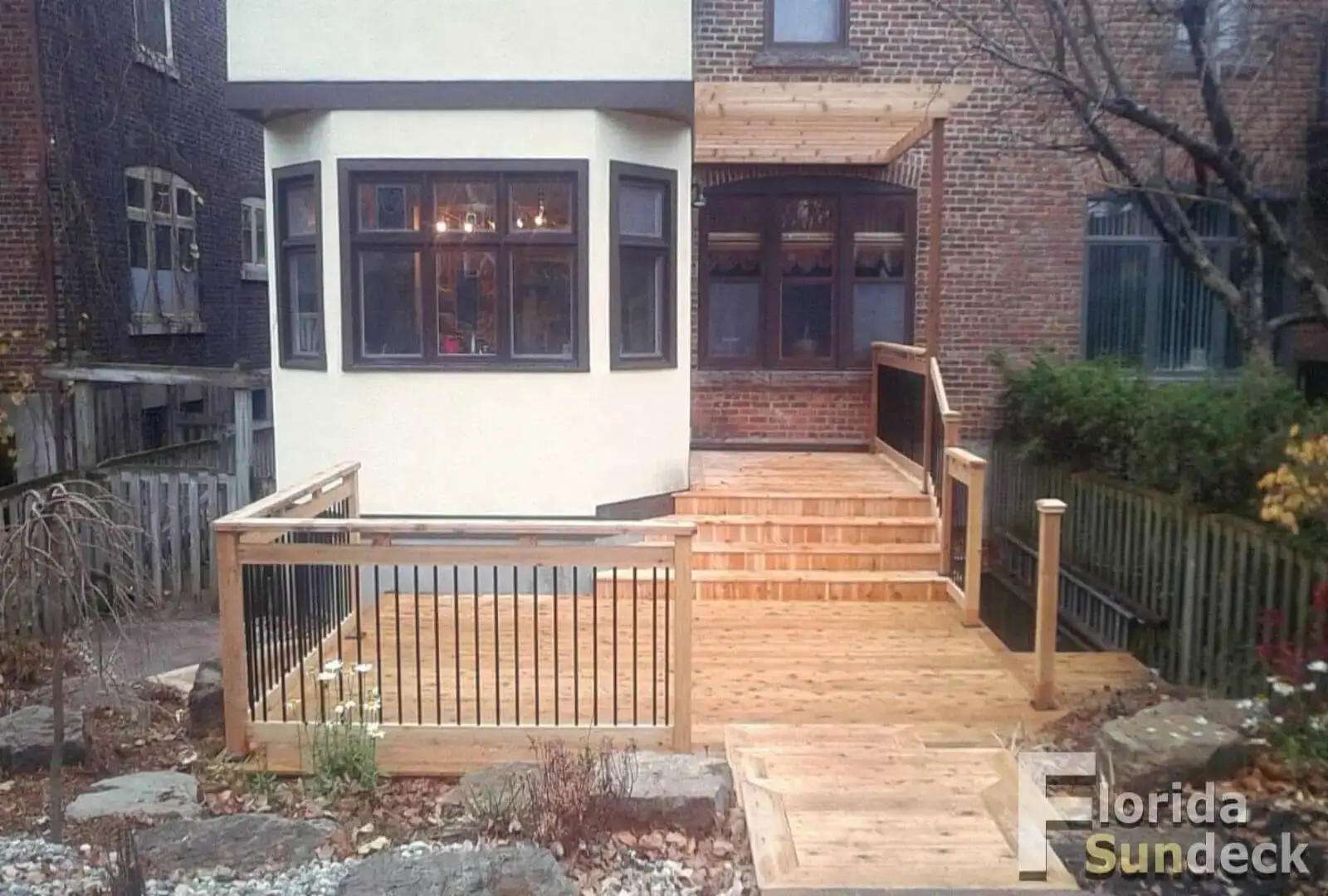 Deck in Saint-Lazare