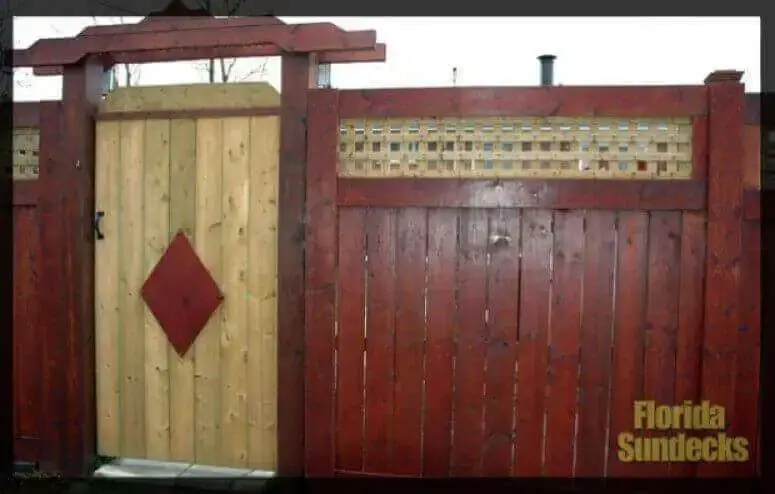 Design Treated Wood Fence in Pierrefonds fence in Pierrefonds