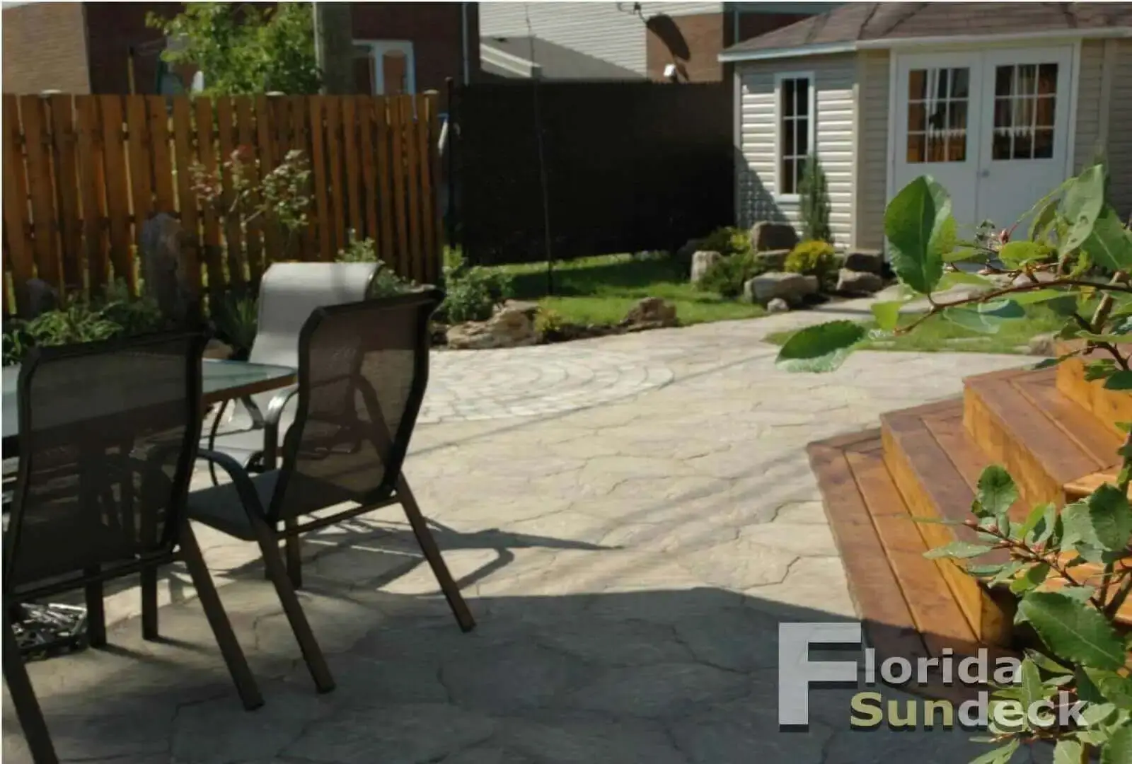 Uni stone in Ile-Perrot