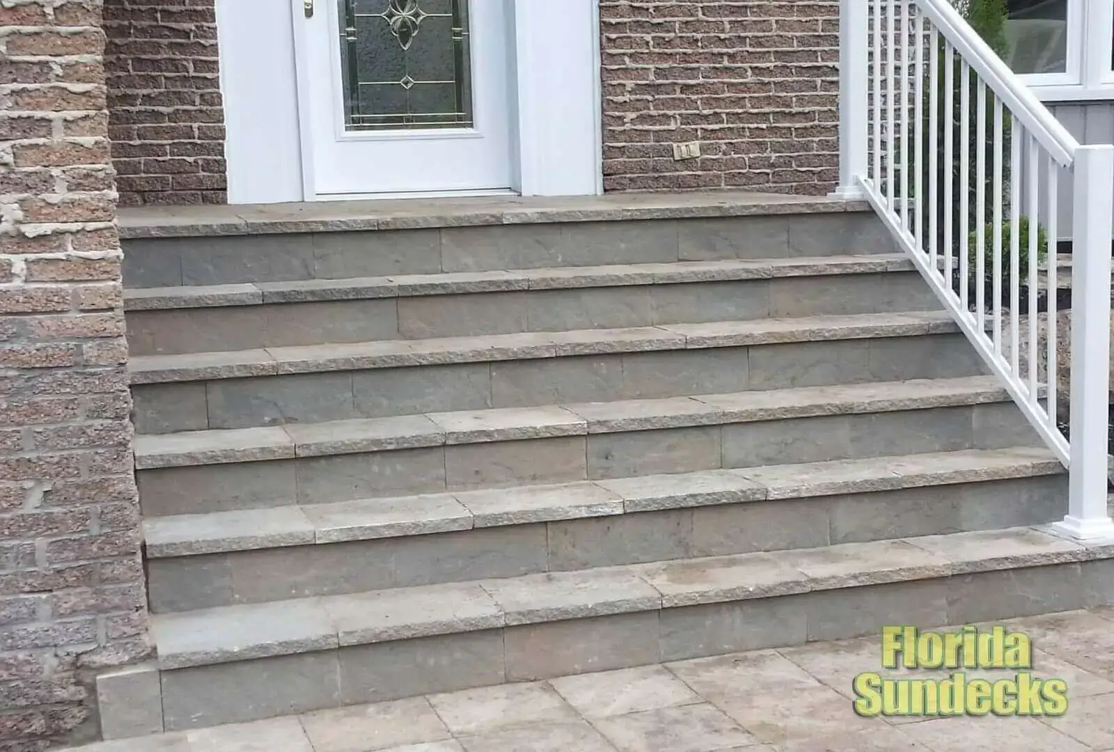 Uni stone in Beaconsfield
